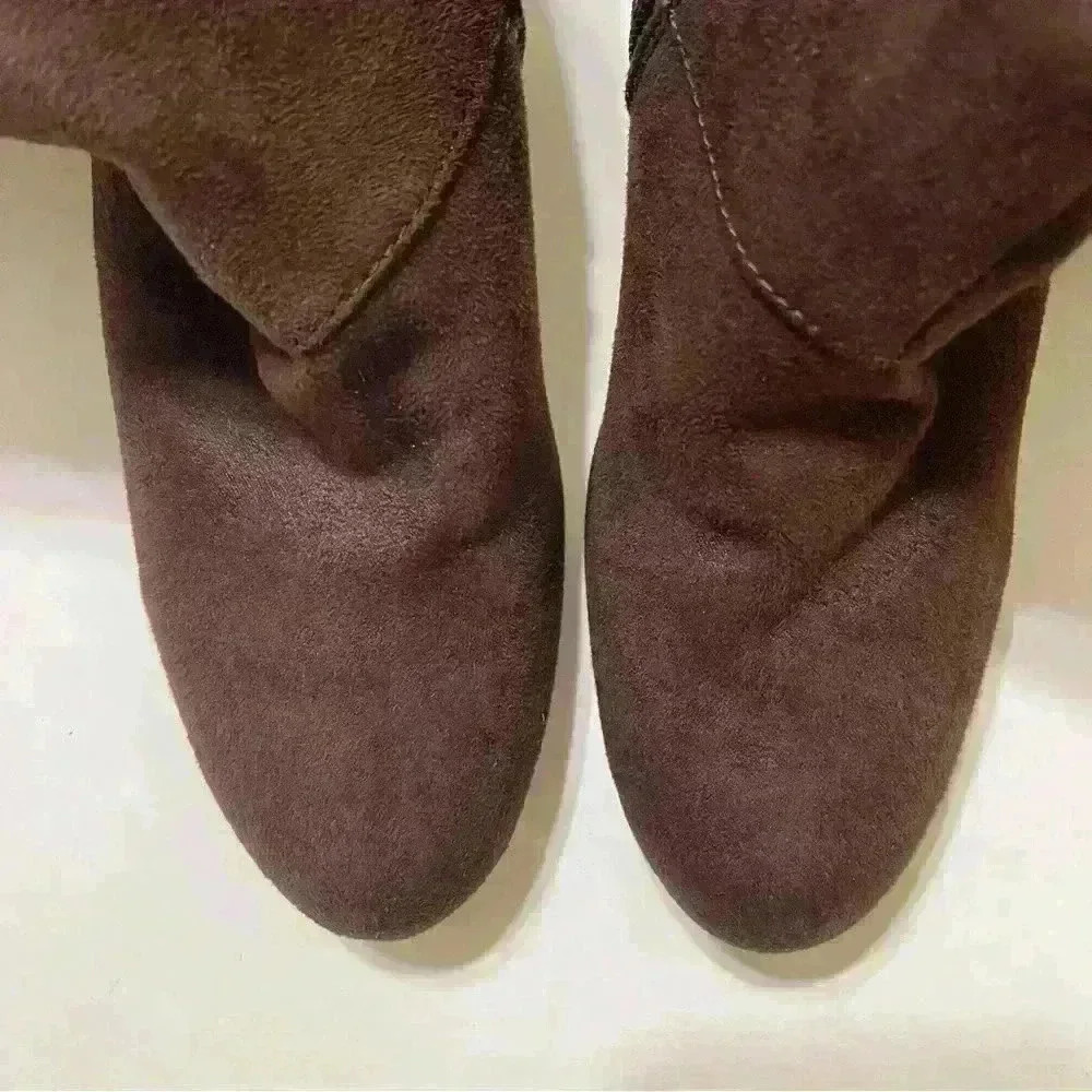 Predictions Women's Brown Suede Side Zipper Knee High Block Heel Boots Size 5.5 - Picture 12 of 13